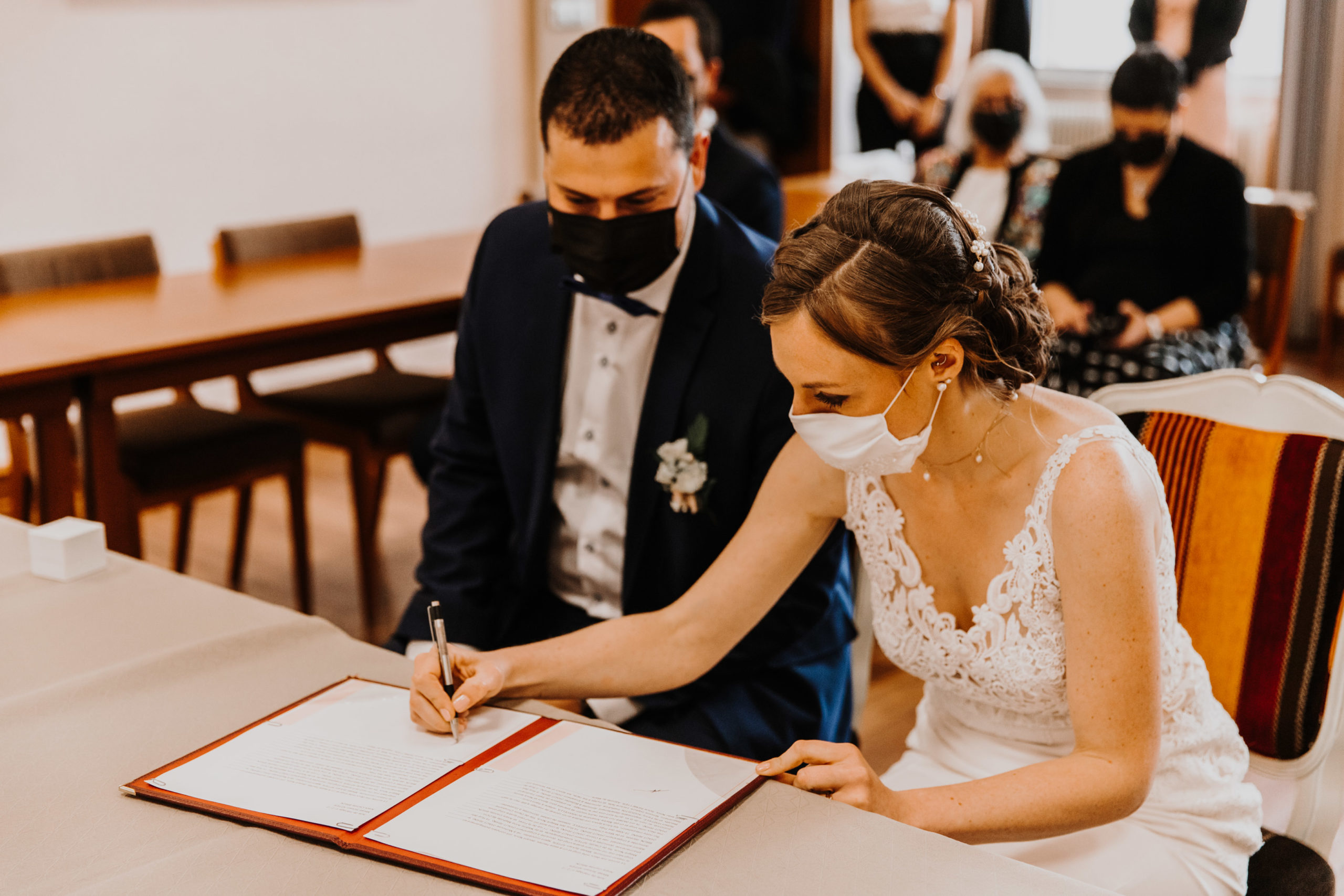 la signature des mariés