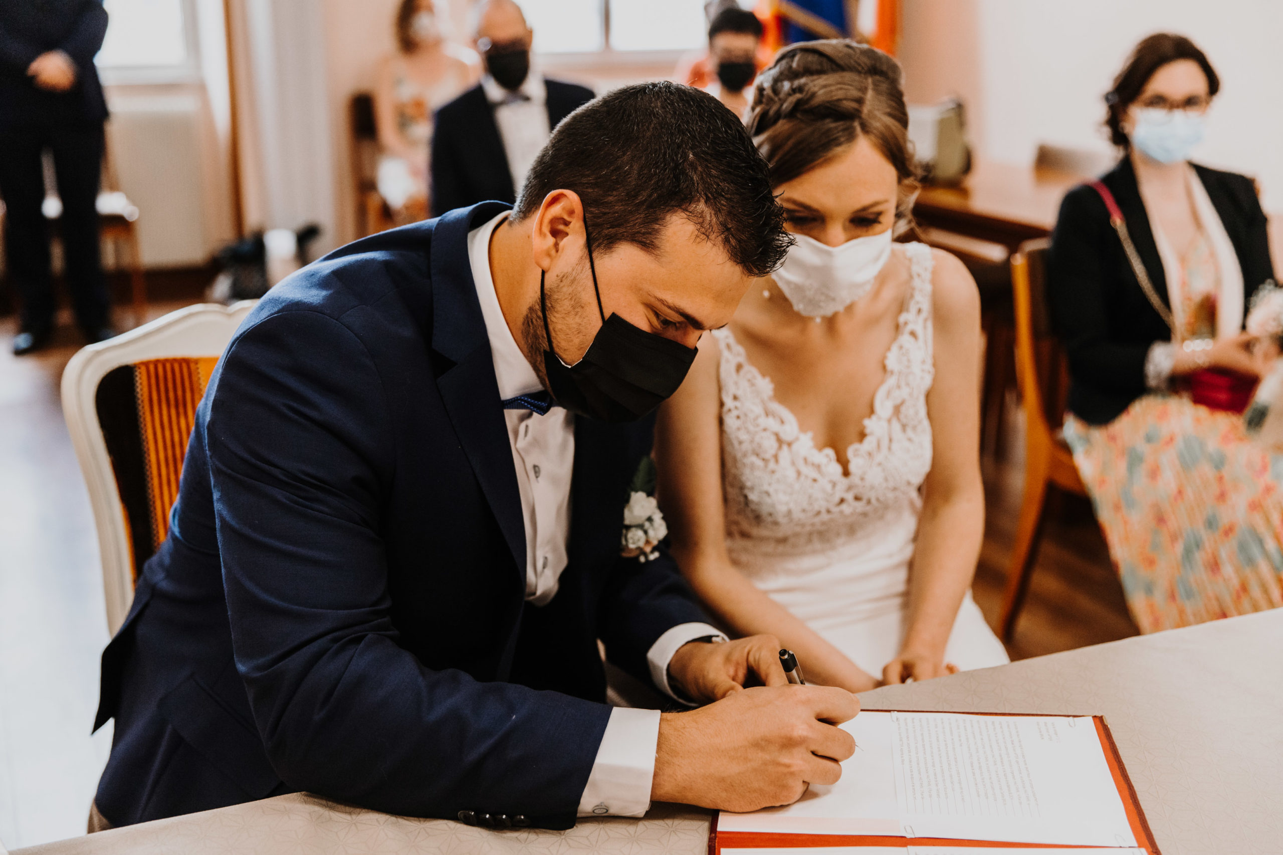 la signature des mariés